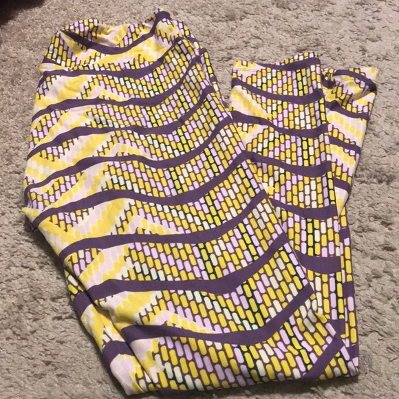 LuLaRoe Leggings - Picture 1 of 3